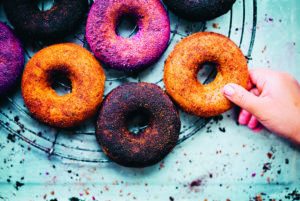The Green kitchen, donuts