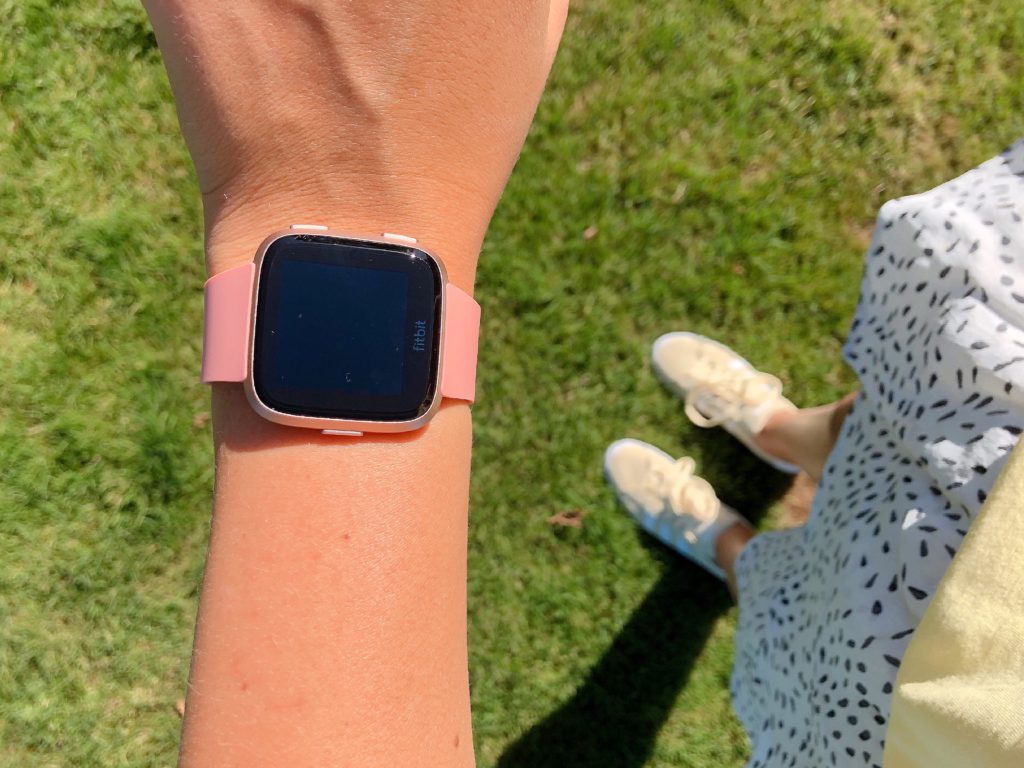 fitbit versa, review