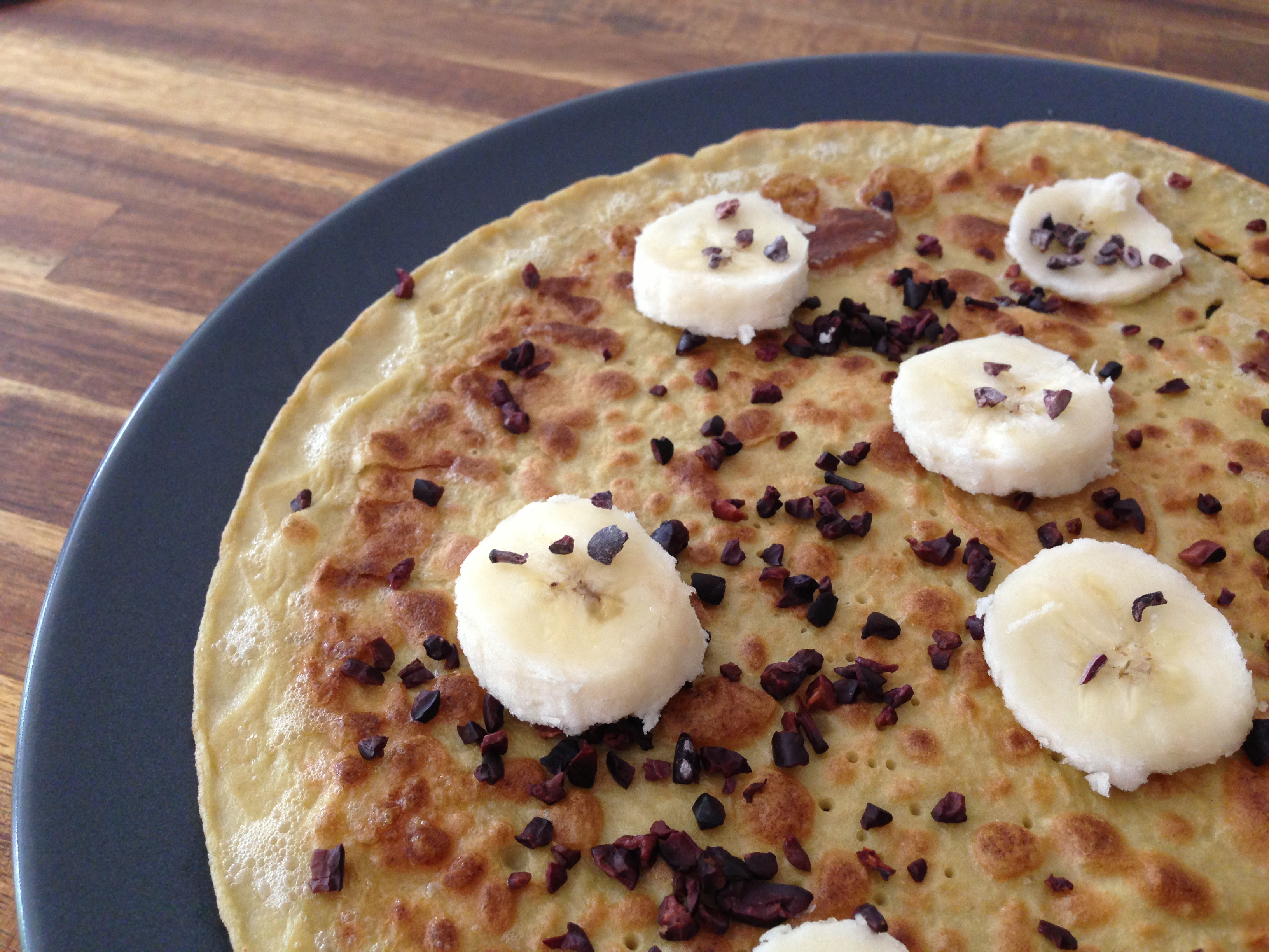 quinoa recept: Cacao nibs op quinoa pannenkoek